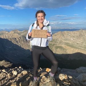 Meet your Posher, Hannah